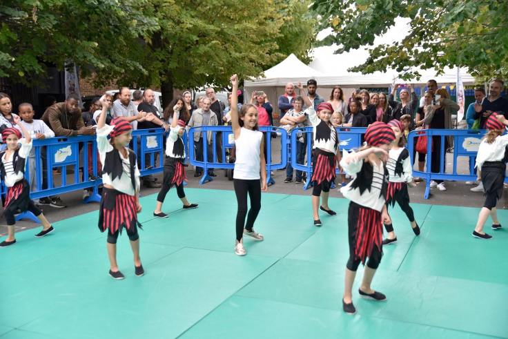 70474928_422194001757177_3569128925466460160_n